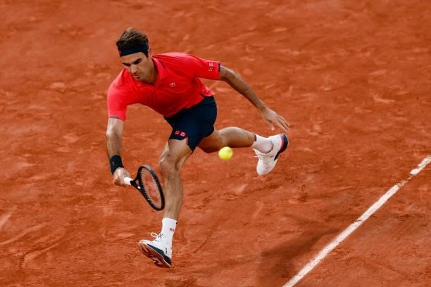 June 2021, France, Paris: Tennis: Grand Slam/ATP Tour - French Open, men's singles, 3rd round, Koepfer - Federer . Roger Federer is in action. Photo:...
