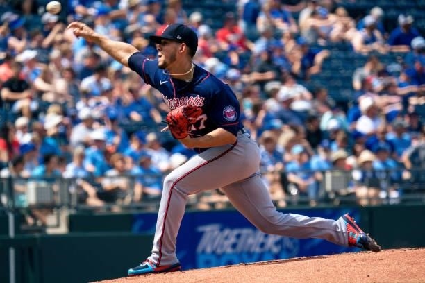 Jose Berrios of the Minnesota Twins pitches against the Kansas City Royals in the first inning at Kauffman Stadium on June 5, 2021 in Kansas City,...