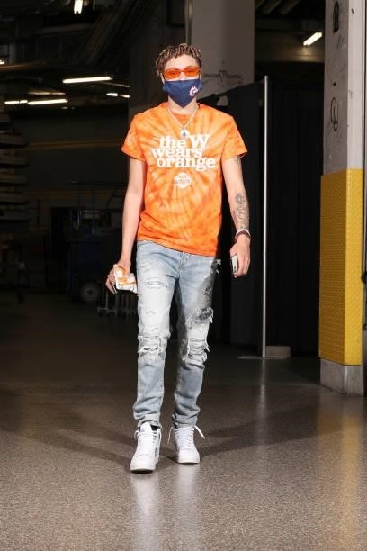 Natisha Hiedeman of the Connecticut Sun arrives to the game against the New York Liberty on June 5, 2021 at Mohegan Sun Arena in Uncasville,...