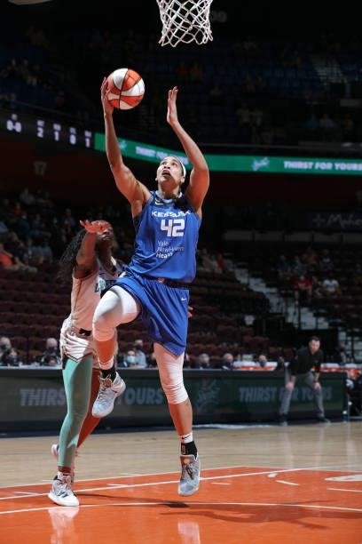 Brionna Jones of the Connecticut Sun drives to the basket against the New York Liberty on June 5, 2021 at Mohegan Sun Arena in Uncasville,...