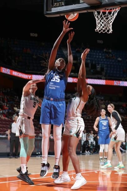 Jonquel Jones of the Connecticut Sun shoots the ball against the New York Liberty on June 5, 2021 at Mohegan Sun Arena in Uncasville, Connecticut....