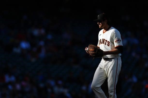 Kevin Gausman of the San Francisco Giants pitches during the game between the Chicago Cubs and the San Francisco Giants at Oracle Park on Saturday,...