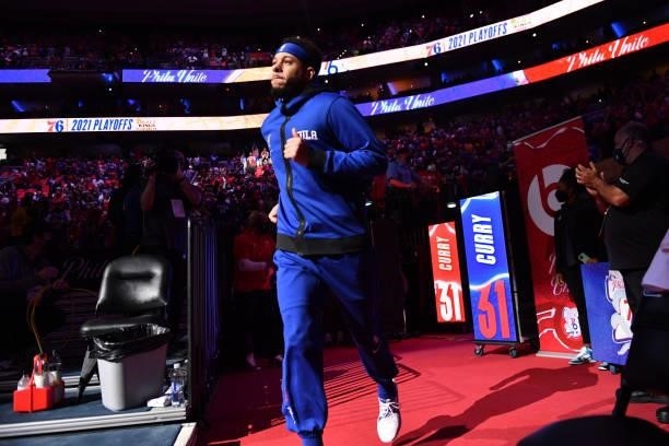 Seth Curry of the Philadelphia 76ers runs out prior to a game against the Atlanta Hawks during Round 2, Game 1 of the Eastern Conference Playoffs on...