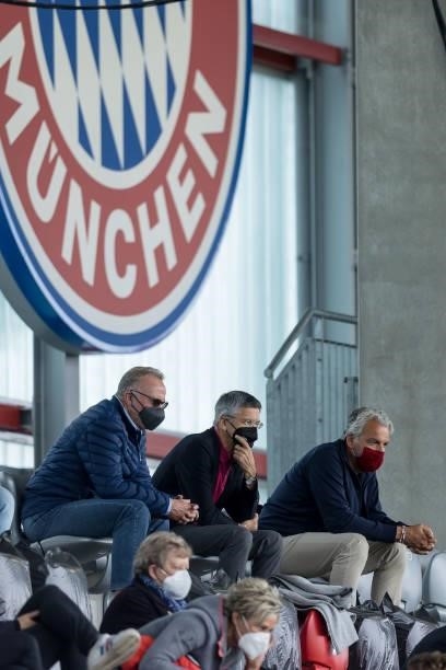 Chairman Karl-Heinz Rummenigge of Bayern Muenchen, President Herbert Hainer of Bayern Muenchen and Stellvertretender Chairman Jan-Christian Dressen...