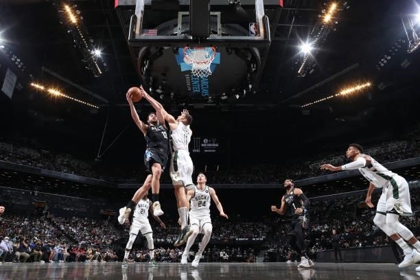 Joe Harris of the Brooklyn Nets drives to the basket against the Milwaukee Bucks during Round 2, Game 2 of the 2021 NBA Playoffs on June 7, 2021 at...