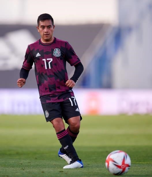 Erick Daniel Sanchez Ocegueda of Mexico Under-23 controls the ball during the international friendly match between Mexico U23 and Saudi Arabia U23 at...