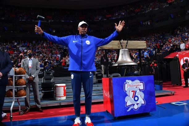 Legend, Julius Erving, rings the bell prior to a game between the Atlanta Hawks and the Philadelphia 76ers during Round 2, Game 2 of the Eastern...