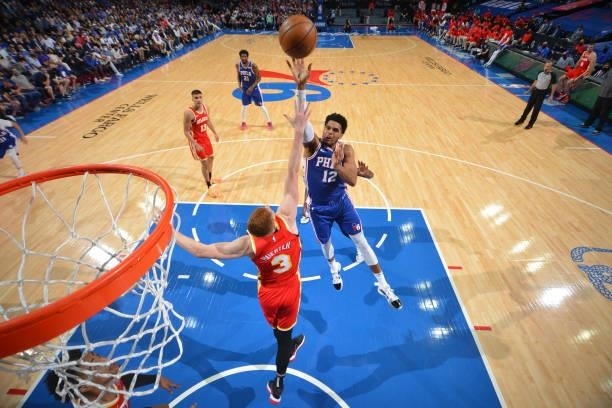 Tobias Harris of the Philadelphia 76ers shoots the ball against the Atlanta Hawks during Round 2, Game 2 of the Eastern Conference Playoffs on June...