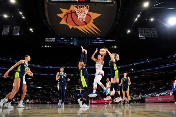 Skylar Diggins-Smith of the Phoenix Mercury shoots the ball against the Dallas Wings on June 8, 2021 at Phoenix Suns Arena in Phoenix, Arizona. NOTE...