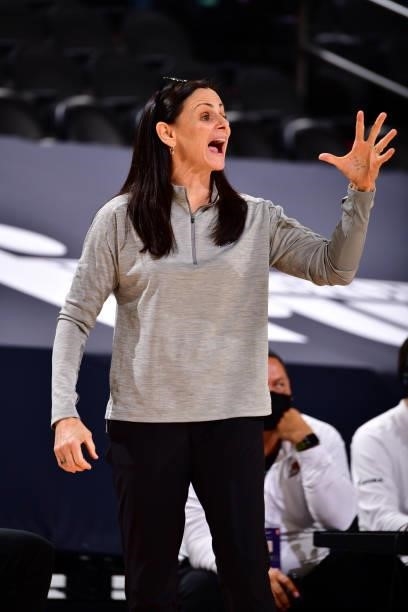 Sandy Brondello head coach of the Phoenix Mercury calls play during the game against the Dallas Wings on June 8, 2021 at Phoenix Suns Arena in...