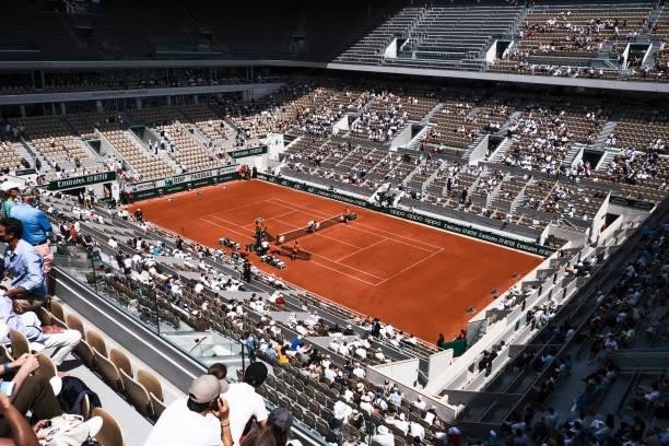 June 2021, France, Paris: Tennis: Grand Slam, French Open. Visitors sitting in the stands of Centre Court. Due to the new Corona rules since June 9...