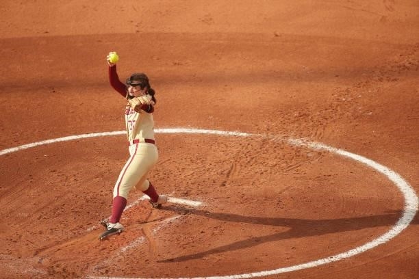Kathryn Sandercock of the Florida St. Seminoles pitches during the Division I Women's Softball Championship held at ASA Hall of Fame Stadium on June...