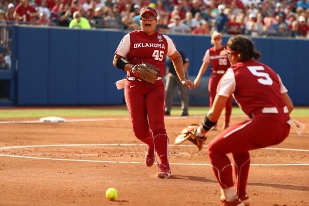Giselle Juarez of the Oklahoma Sooners chases down the ball against the Florida St. Seminoles during the Division I Women's Softball Championship...