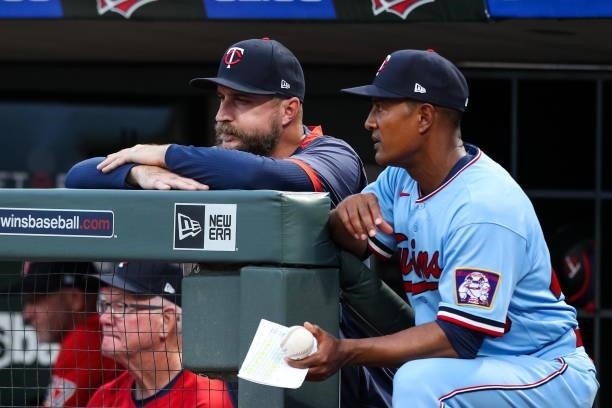 Tony Diaz, right, talks to Rocco Baldelli of the Minnesota Twins in the fifth inning of the game against the New York Yankees at Target Field on June...