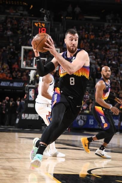 Frank Kaminsky of the Phoenix Suns drives to the basket against the Denver Nuggets during Round 2, Game 2 of the NBA Playoffs on June 9, 2021 at...