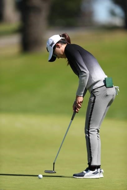 Jennifer Song of the United States putts from the 7th hole during the first round of the LPGA Mediheal Championship at Lake Merced Golf Club on June...