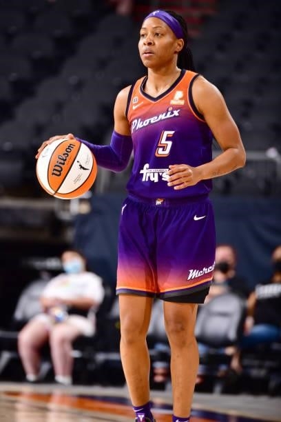 Shey Peddy of the Phoenix Mercury handles the ball against the Dallas Wings on June 11, 2021 at Phoenix Suns Arena in Phoenix, Arizona. NOTE TO USER:...