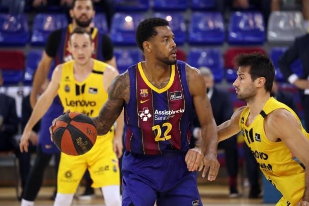 Cory Higgins and Bruno Fitipaldo during the match between FC Barcelona and Lenovo Tenerife, corresponding to the 3rd match of semifinal the play off...
