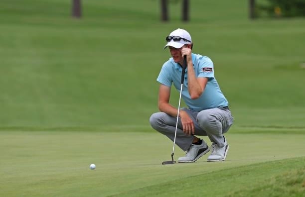 Jonathan Hodge lines up a putt on the third hole during the third round of the BMW Charity Pro-Am presented by Synnex Corporation at the Thornblade...