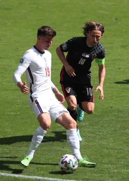 Mason Mount of England in action with Luka Modric of Croatia during the UEFA Euro 2020 Championship Group D match between England and Croatia on June...