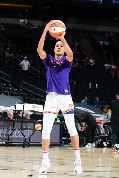Skylar Diggins-Smith of the Phoenix Mercury shoots the ball against the New York Liberty on June 13, 2021 at Phoenix Suns Arena in Phoenix, Arizona....
