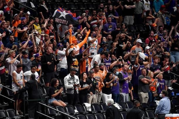 Phoenix Suns fans gather to applaud Chris Paul of the Phoenix Suns after a win over the Denver Nuggets in Game Four of the Western Conference...