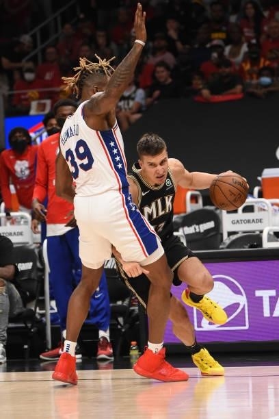 Bogdan Bogdanovic of the Atlanta Hawks handles the ball against the Philadelphia 76ers during Round 2, Game 4 of the Eastern Conference Playoffs on...