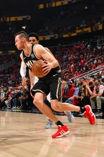 Danilo Gallinari of the Atlanta Hawks handles the ball against the Philadelphia 76ers during Round 2, Game 4 of the Eastern Conference Playoffs on...