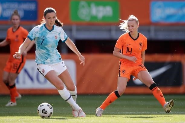 Ingrid Syrstad Engen of Norway Women, Jackie Groenen of Holland Women during the International Friendly Women match between Holland v Norway at the...