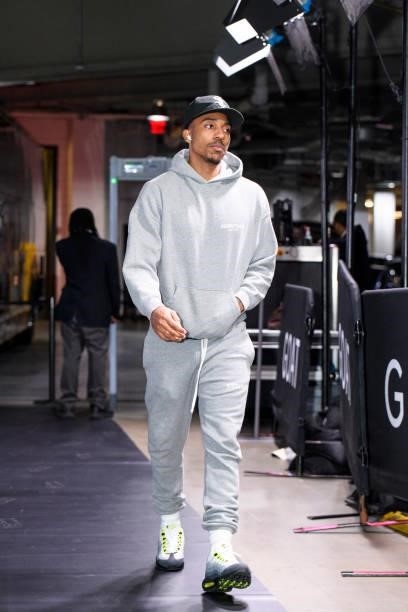Jeff Teague of the Milwaukee Bucks arrives to the arena prior to the game against the Brooklyn Nets during Round 2, Game 5 of the 2021 NBA Playoffs...