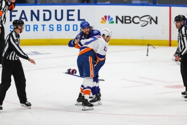 Pat Maroon of the Tampa Bay Lightning fights against Matt Martin of the New York Islanders during the first period in Game Two of the Stanley Cup...