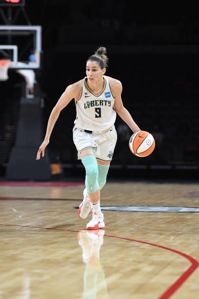 Rebecca Allen of the New York Liberty dribbles the ball against the Las Vegas Aces on June 15, 2021 at Michelob ULTRA Arena in Las Vegas, Nevada....