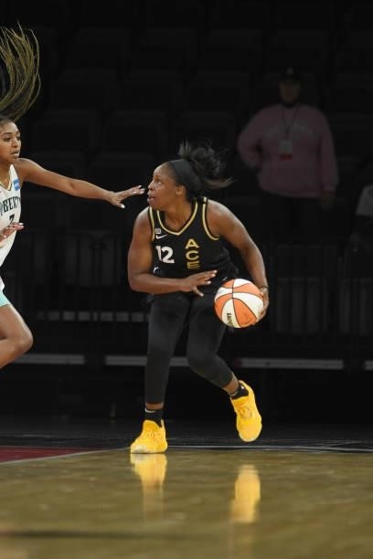 Chelsea Gray of the Las Vegas Aces handles the ball against the New York Liberty on June 15, 2021 at Michelob ULTRA Arena in Las Vegas, Nevada. NOTE...
