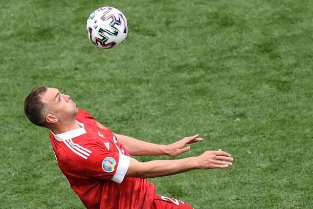 Russia's forward Artem Dzyuba controls the ball during the UEFA EURO 2020 Group B football match between Finland and Russia at the Saint Petersburg...