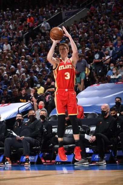Kevin Huerter of the Atlanta Hawks shoots a three-pointer against the Philadelphia 76ers during Round 2, Game 5 of the Eastern Conference Playoffs on...