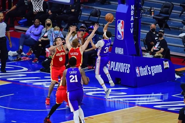 Seth Curry of the Philadelphia 76ers shoots the ball against the Atlanta Hawks in game 5 of the conference semifinals on June 16, 2021 at Wells Fargo...