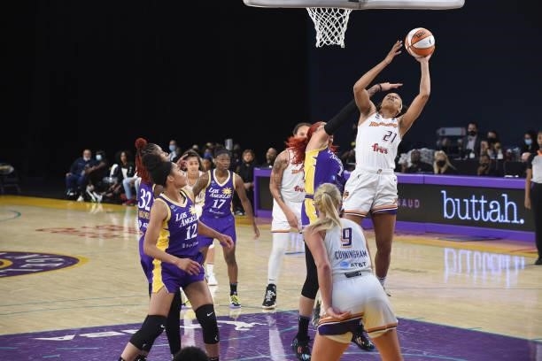 Brianna Turner of the Phoenix Mercury drives to the basket against the Los Angeles Sparks on June 16, 2021 at Los Angeles Convention Center in Los...