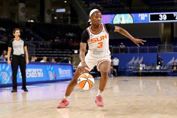 Kaila Charles of the Connecticut Sun handles the ball during the game against the Chicago Sky on June 17, 2021 at the Wintrust Arena in Chicago,...