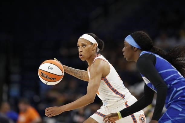 Jasmine Thomas of the Connecticut Sun handles the ball during the game against the Chicago Sky on June 17, 2021 at the Wintrust Arena in Chicago,...
