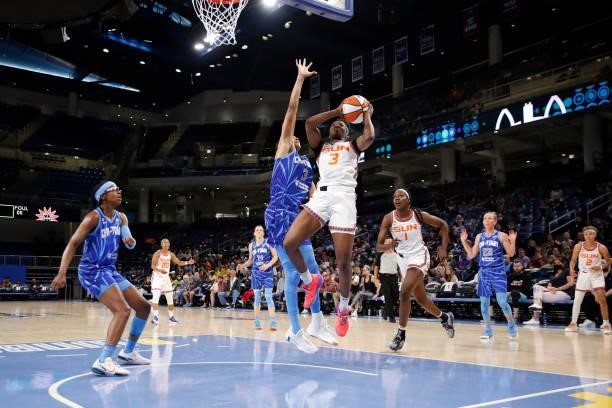 Kaila Charles of the Connecticut Sun shoots the ball during the game against the Chicago Sky on June 17, 2021 at the Wintrust Arena in Chicago,...