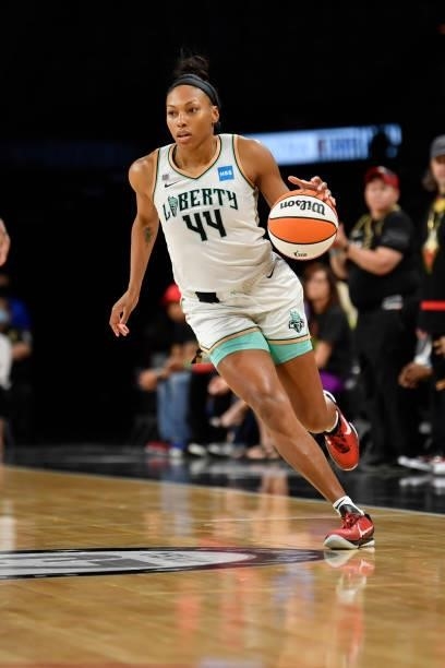 Betnijah Laney of the New York Liberty dribbles the ball during the game against the Las Vegas Aces on June 17, 2021 at Michelob ULTRA Arena in Las...
