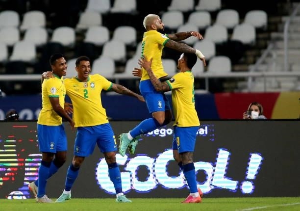Alex Sandro of Brazil celebrates after scores his gol with his team mates Danilo ,Gabriel Barbosa and Gabriel Jesus during the match between Brazil...