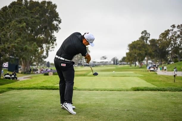 Sungjae Im of South Korea at impact as he plays his shot from the 18th tee during the first round of the 121st U.S. Open on the South Course at...
