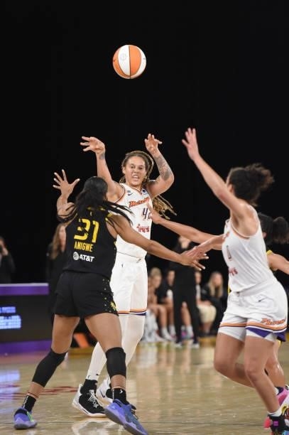Brittney Griner of the Phoenix Mercury passes the ball against the Los Angeles Sparks on June 18, 2021 at the Los Angeles Convention Center in Los...