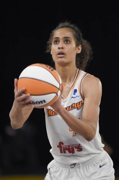 Skylar Diggins-Smith of the Phoenix Mercury looks to shoot a free throw against the Los Angeles Sparks on June 18, 2021 at the Los Angeles Convention...
