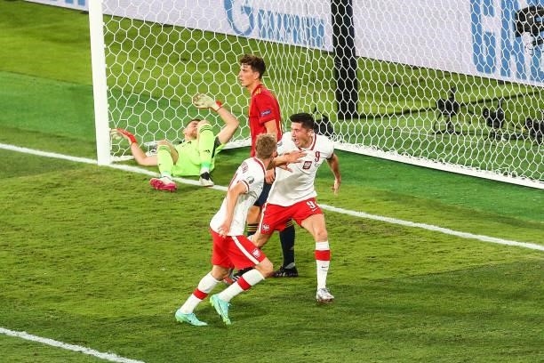 Robert Lewandowski gol bramka radosc goal celebration during the UEFA Euro 2020 Championship Group E match between Spain and Poland at Estadio La...