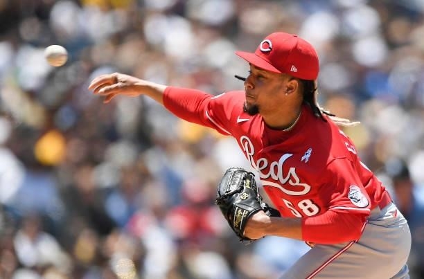 Luis Castillo of the Cincinnati Reds pitches during the first inning of a baseball game against the San Diego Padres at Petco Park on June 20, 2021...