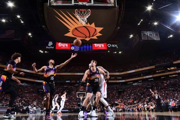 Cameron Payne of the Phoenix Suns rebounds the ball during the game against the LA Clippers during Game 1 of the Western Conference Finals of the...