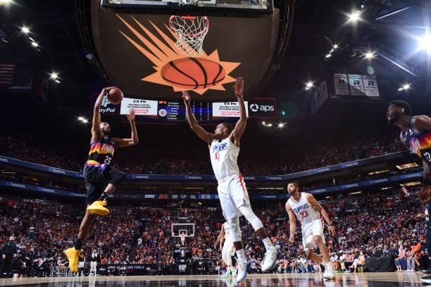 Mikal Bridges of the Phoenix Suns drives to the basket during the game against the LA Clippers during Game 1 of the Western Conference Finals of the...