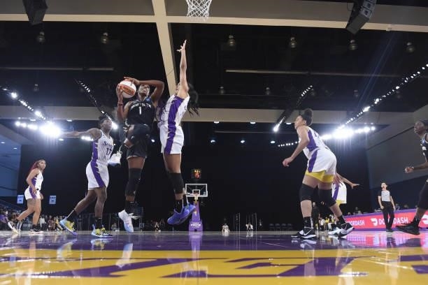 Rashanda Gray of the New York Liberty drives to the basket against the Los Angeles Sparks on June 20, 2021 at the Los Angeles Convention Center in...